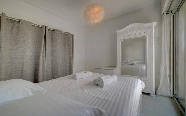 IMMOGROOM- 7 min from the beaches- Quiet - Large Terrace - Apartment in Cannes - Photo 2