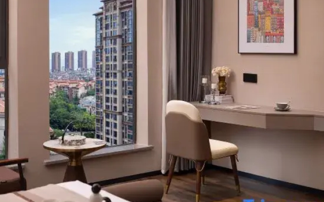 M.Plus Designer Hotel (Chengdu Longquanyi World Trade Plaza Branch)