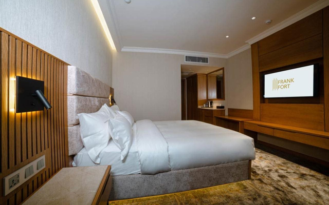 Frankfort Hotel & Spa