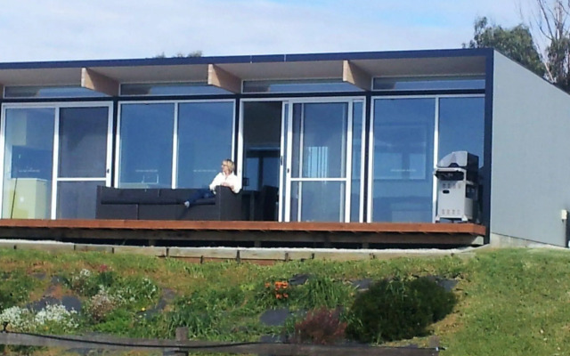 Pelican Point Tasmania