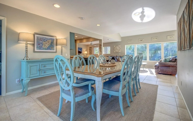 44 Sea Lane Holiday Home