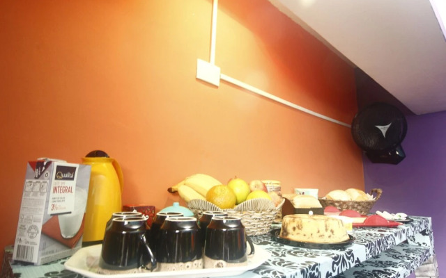 Hola Hostel Faria Lima