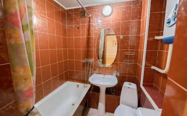 Apartment on Amurskaya St. 82