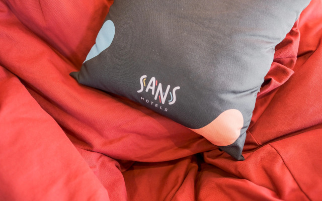 Sans Hotel Roxy Jakarta