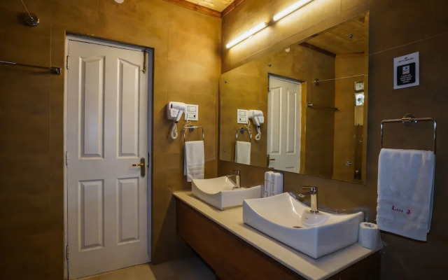 Sunny Guest House by OYO Rooms