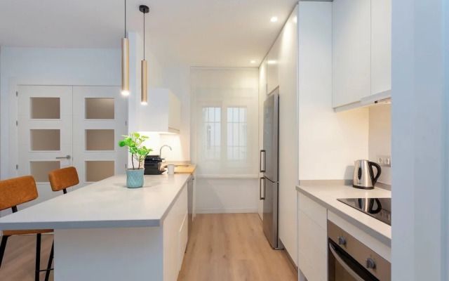 Exclusive apt 3rooms in Granda. Martinez Campos II