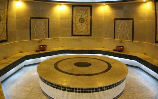 Regal Palace Hotel