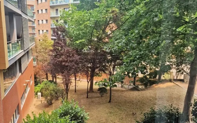 Modern Lisbon Apartment