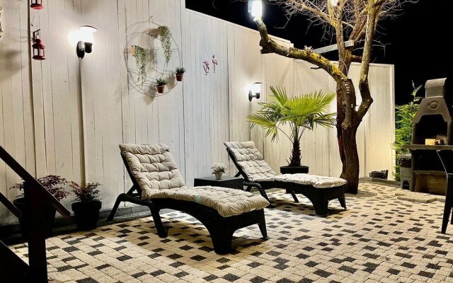 İnce Bungalov