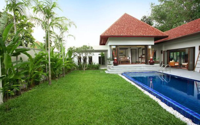 Villa Mandaya by Holiplanet