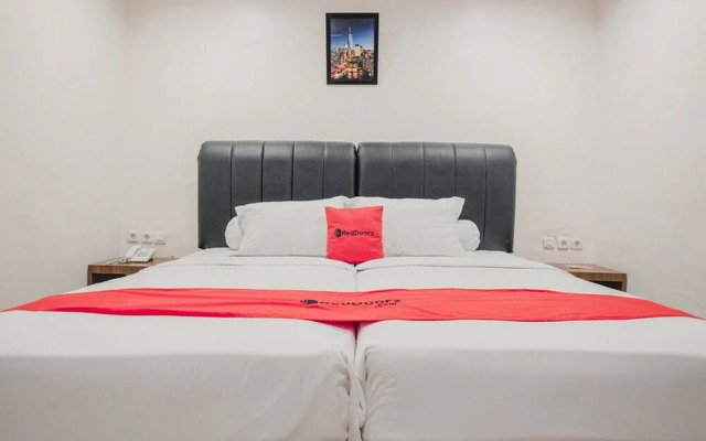 RedDoorz Premium @ Dna Fun Zone Pekanbaru