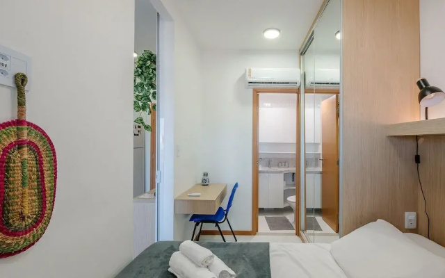 SMT - Building 750m From the Beach in Salvador