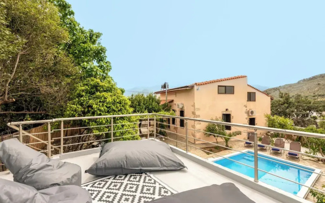 Joel Living Collection - Rustic Villa