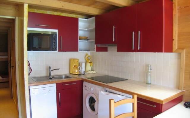 PARNASSE 203 La Clusaz skis aux pieds