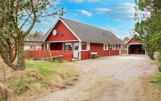 6 Person Holiday Home in Romo