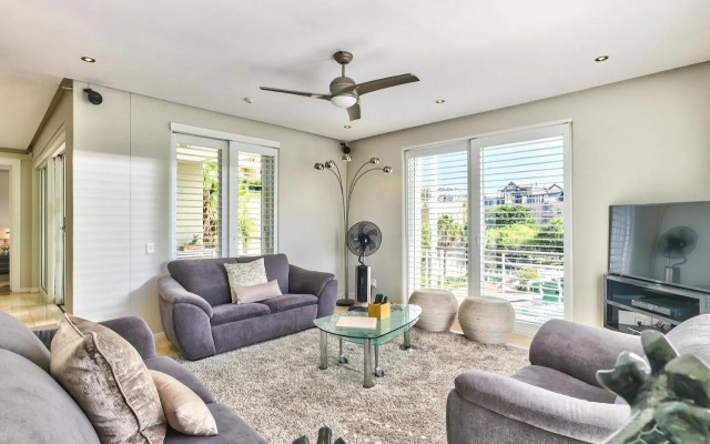 Апарт-отель Waterfront Village