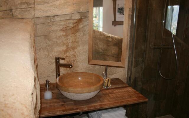 La Demeure Insoupconnée