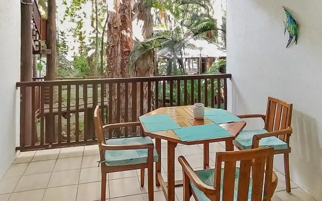 REEF RETREAT APARTMENTS PALM COVE Unit 12