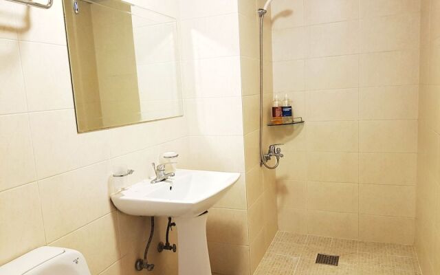 Memoria Pool Villa Family Pension