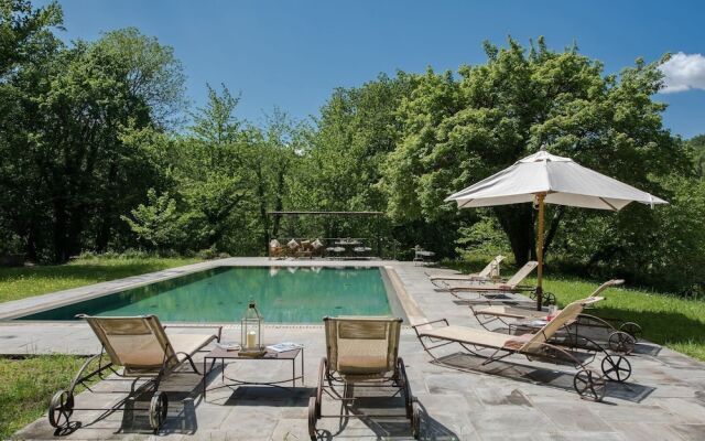 Belvilla by OYO Villa Arnia