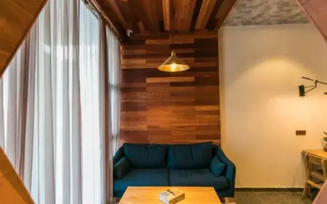 Xiangchao Chujian Boutique Hostel