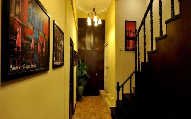 Lotus Boutique House