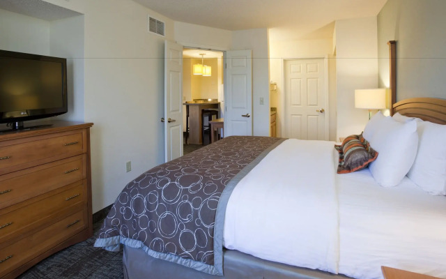 Candlewood Suites Eagan Arpt South - Mall Area by IHG