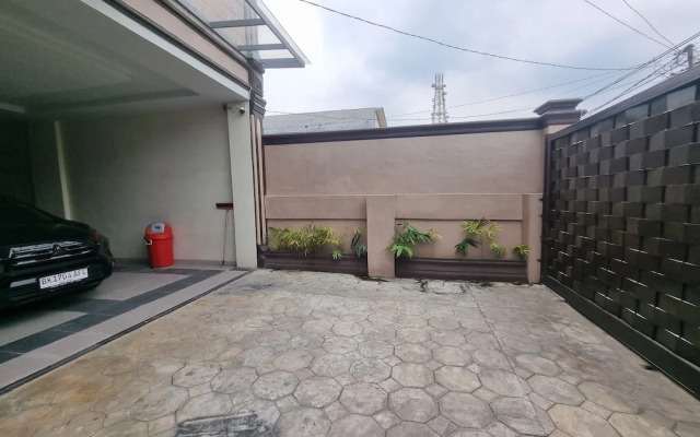 OYO 94105 P&g Guest House