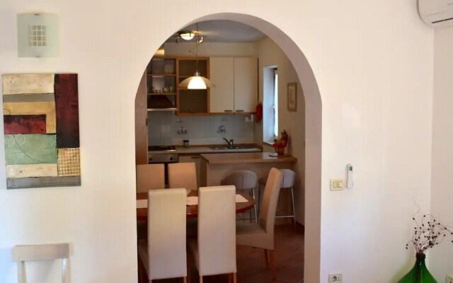 Apartment Take a Look
