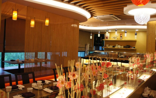 Happiness Inn Xinzhuang