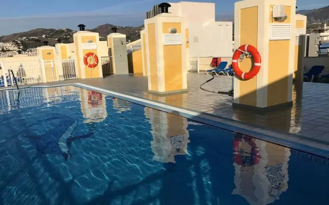 Perla Marina Hotel & Apartamentos