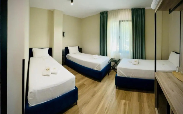 Gogo's Boutique Hotel