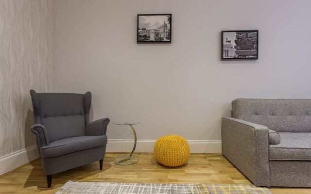 Cleveland Apartments