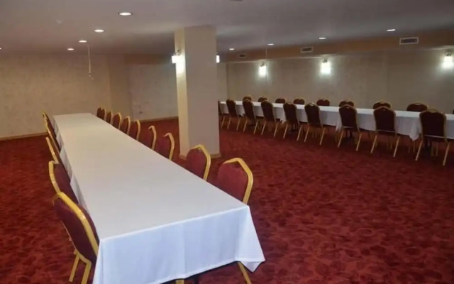 Adana Park Otel