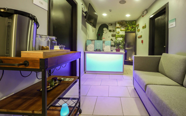 Comfort Inn & Suites Tobago