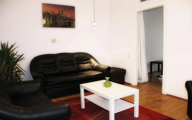 Broadway Hostel