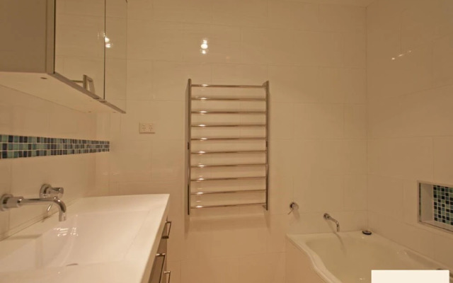 Hibiscus House - Sawtell, NSW