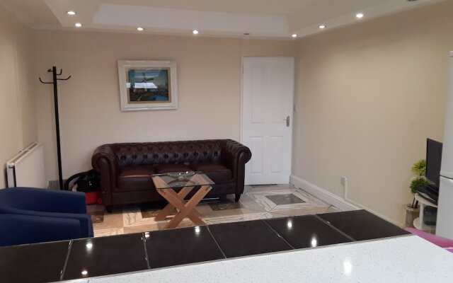 Short Term Rental 4 Bedroom House