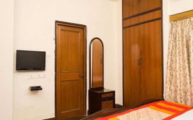 OYO 6157 Coral Residency