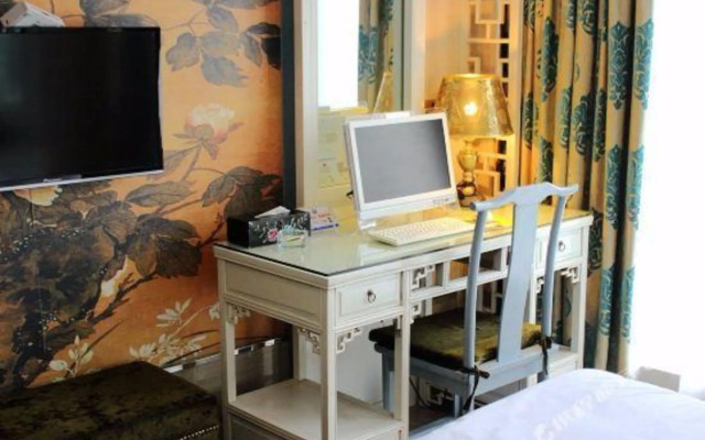 Youth Sunshine Hotel