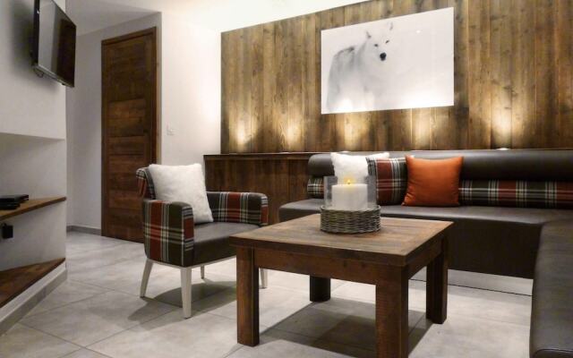 LES Fermes DU Planet N°5 : 6 Pièces 12 Personnes / 6 Rooms 12 People