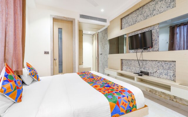 Fabhotel Harriot