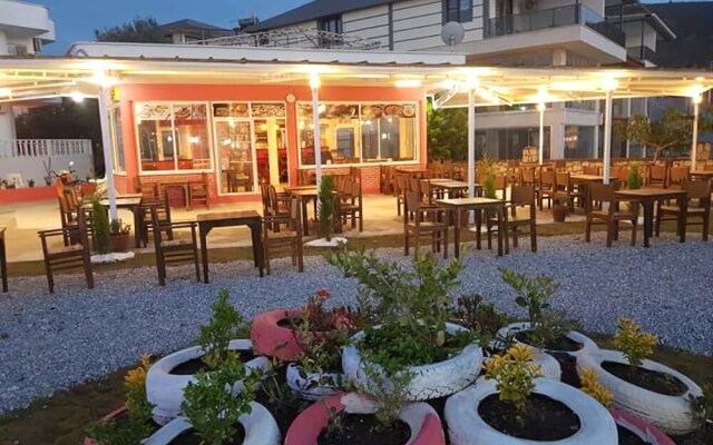 Akbuk Otel Restaurant