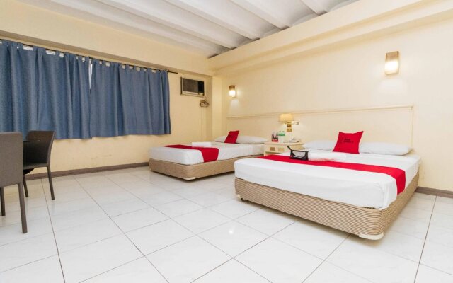 RedDoorz Plus @ AS Fortuna Cebu