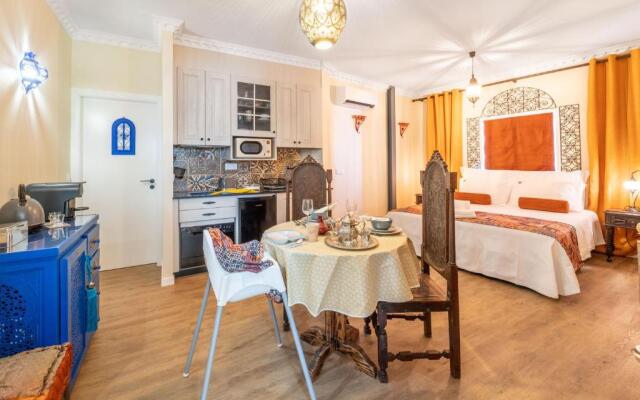 7 Styles Apartments by Raspberry Cascade