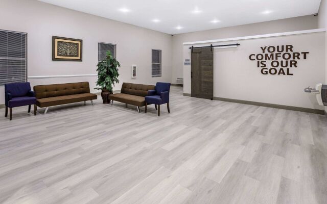 Travelodge by Wyndham Kingsland GA