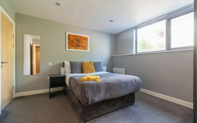Two Bedroom Newcastle City Quayside Apartment