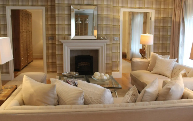 Rowton Hall Hotel and Spa