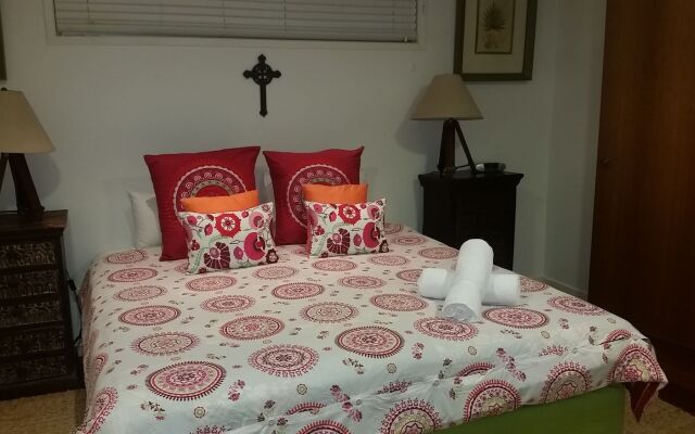 Sunrise Cove Holiday Apartments