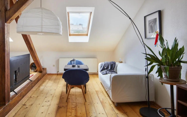 Sunlit Attic Loft in Vinohrady by Prague Days